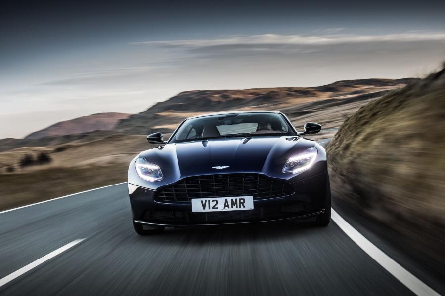  Aston Martin DB11 AMR 2018 года  (WW) (фото 5 из 43)